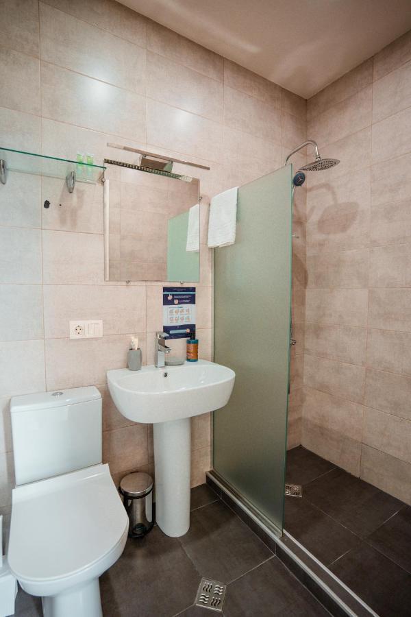 Hotel Grand View In Тбілісі Екстер'єр фото