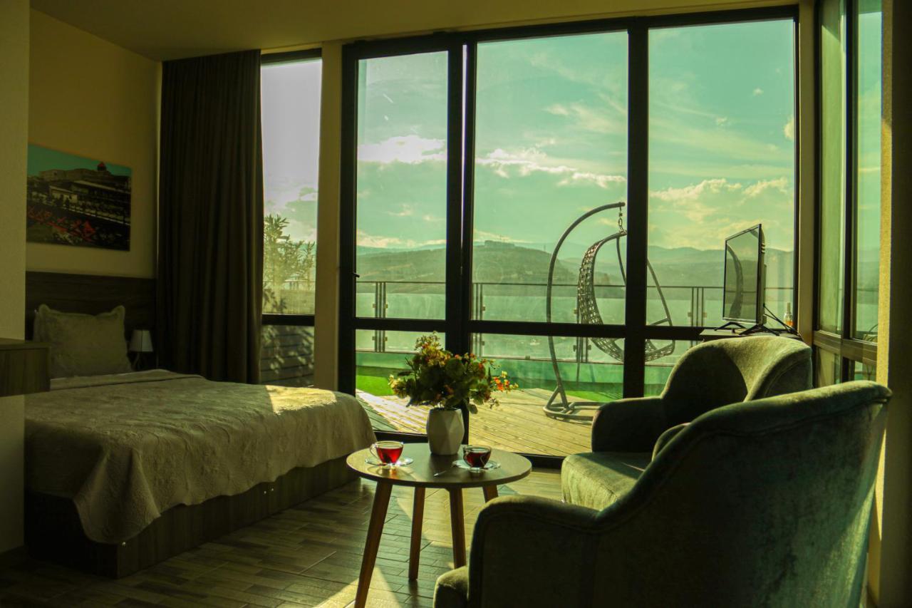 Hotel Grand View In Тбілісі Екстер'єр фото