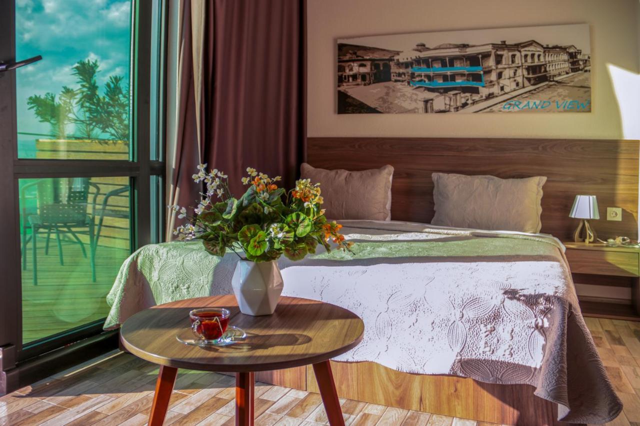 Hotel Grand View In Тбілісі Екстер'єр фото